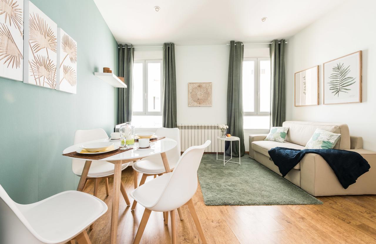 Gran Via I Santa Ana Appartement *